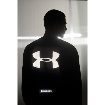 Новая капсульная коллекция для отдыха от Palm Angels и Under Armor